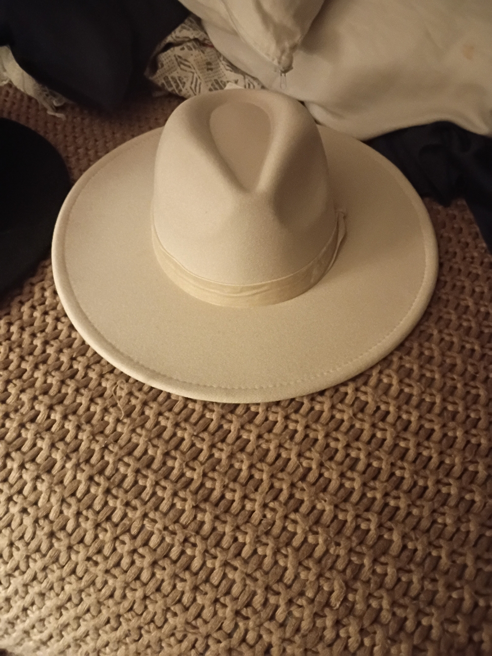 Forever 21 Cream Wide-Brim Felt Fedora Hat